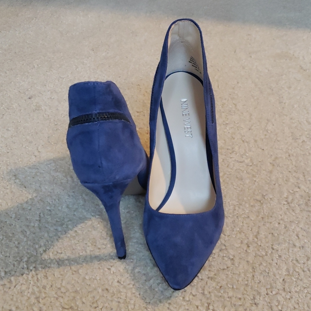 Pointed heels